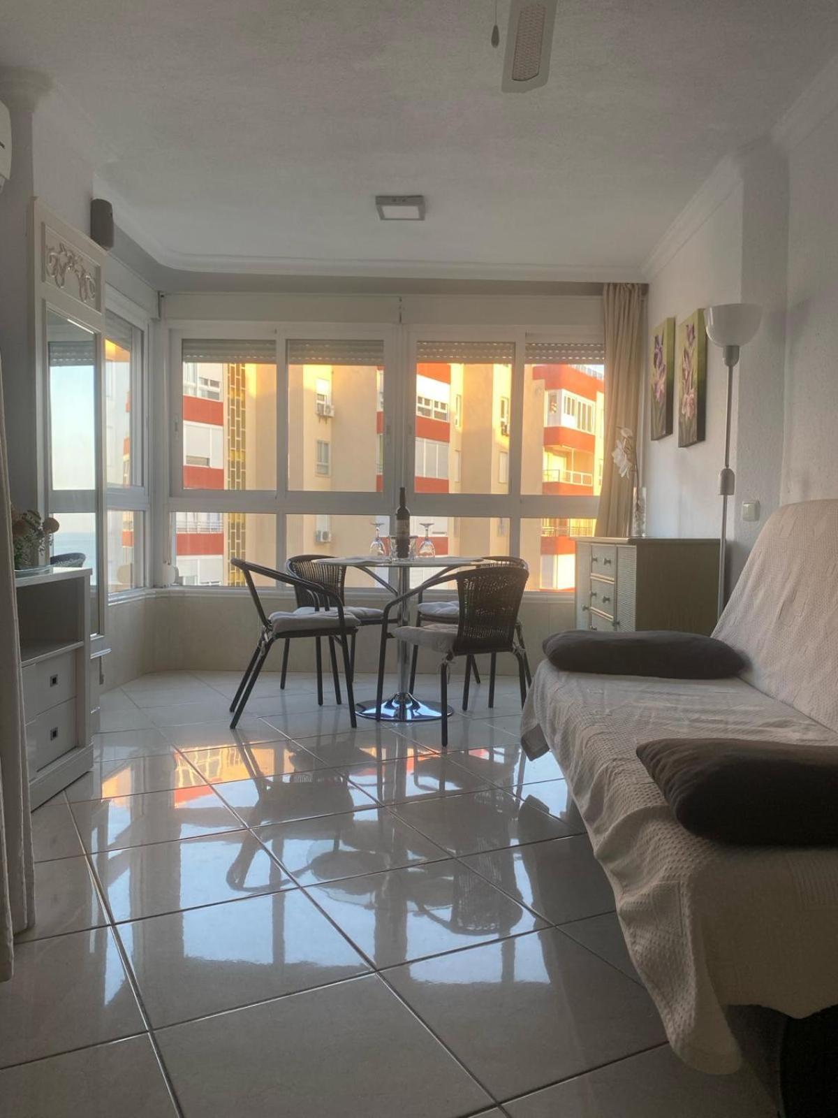 טורוקס Apartamento Frente Al Mar מראה חיצוני תמונה